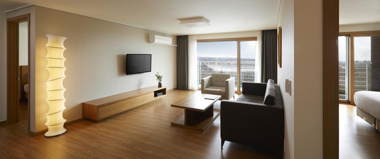 Jeju Aerospace Hotel Seogwipo Exterior foto