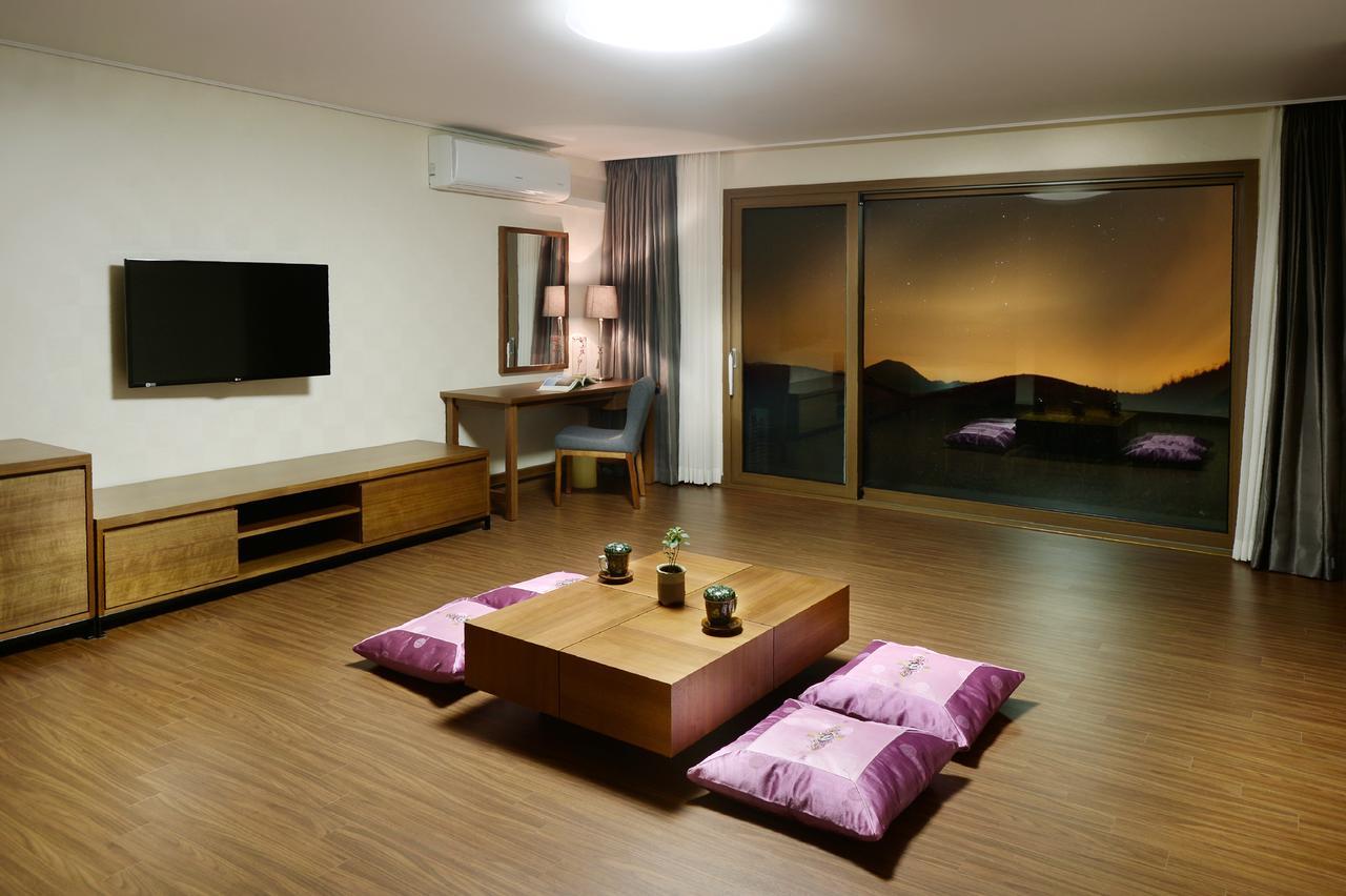 Jeju Aerospace Hotel Seogwipo Exterior foto