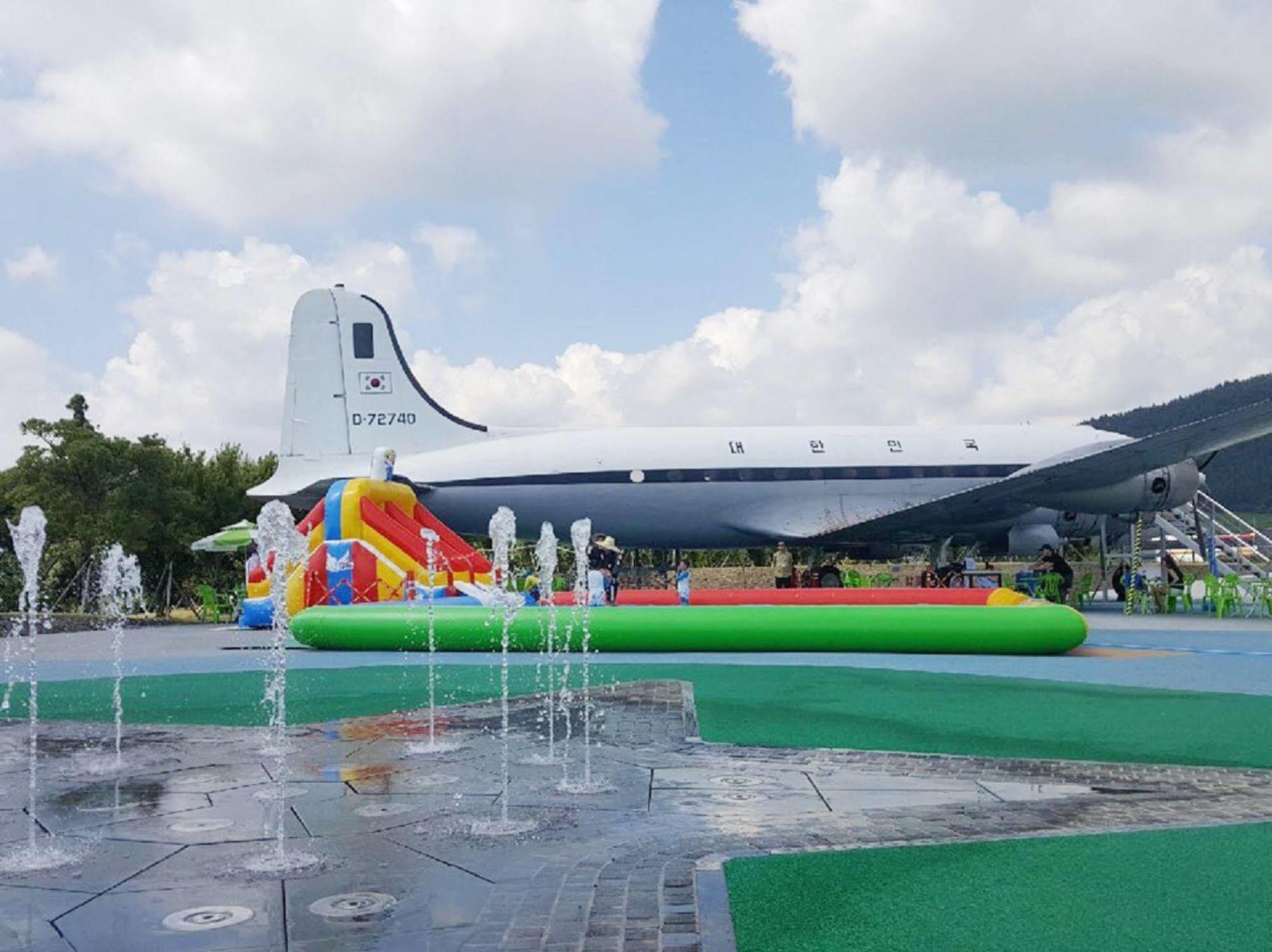 Jeju Aerospace Hotel Seogwipo Exterior foto